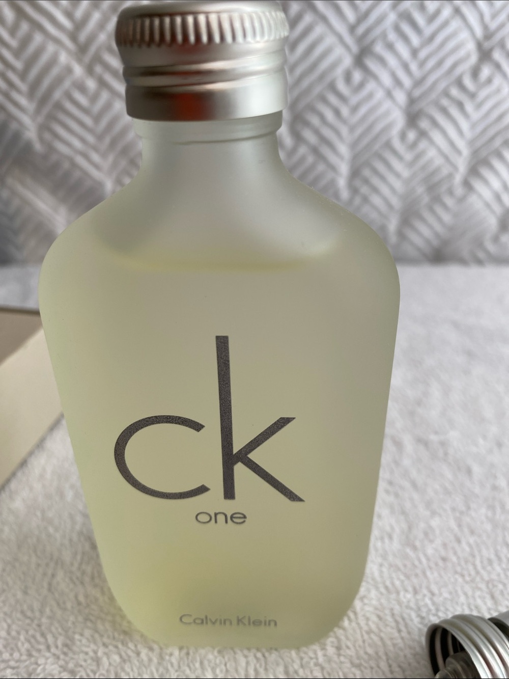 Ck One by Calvin Klein Cologne Perfume Unisex 3.4 oz 100 ml EDT New in Box - Picture 4 of 5